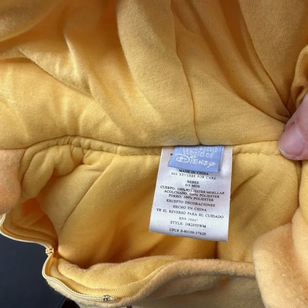 Disney Winnie the Pooh Vintage Fleece snow‎ suit size 0/3 Month
